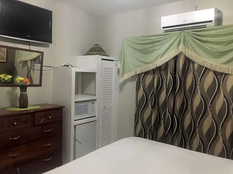 *** Guest house Villa Casa De Fe Montego Bay Jamaica